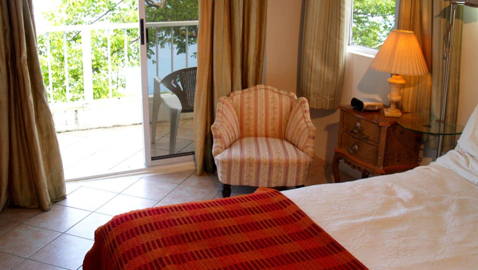 Bed and Breakfast Nature'S Paradise Marigot-Bucht Exterior foto